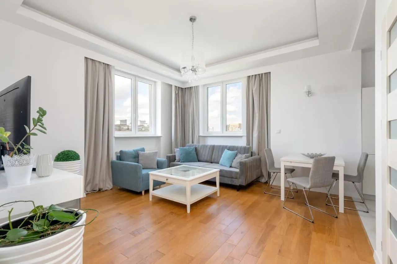 Przestronny Apartament Z Widokiem Na Miasto W Warszawie Varsovie
