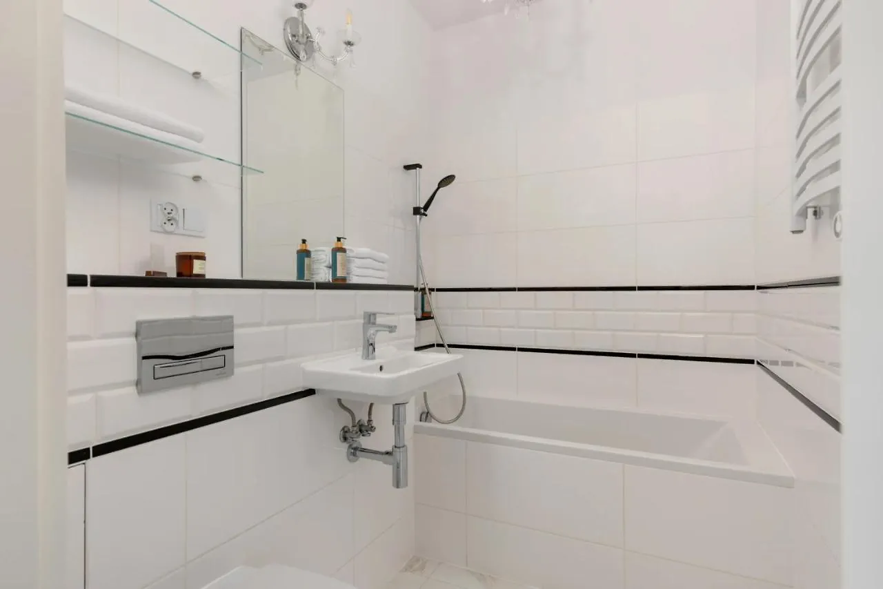 Przestronny Apartament Z Widokiem Na Miasto W Warszawie Varsovie 0*,  Pologne